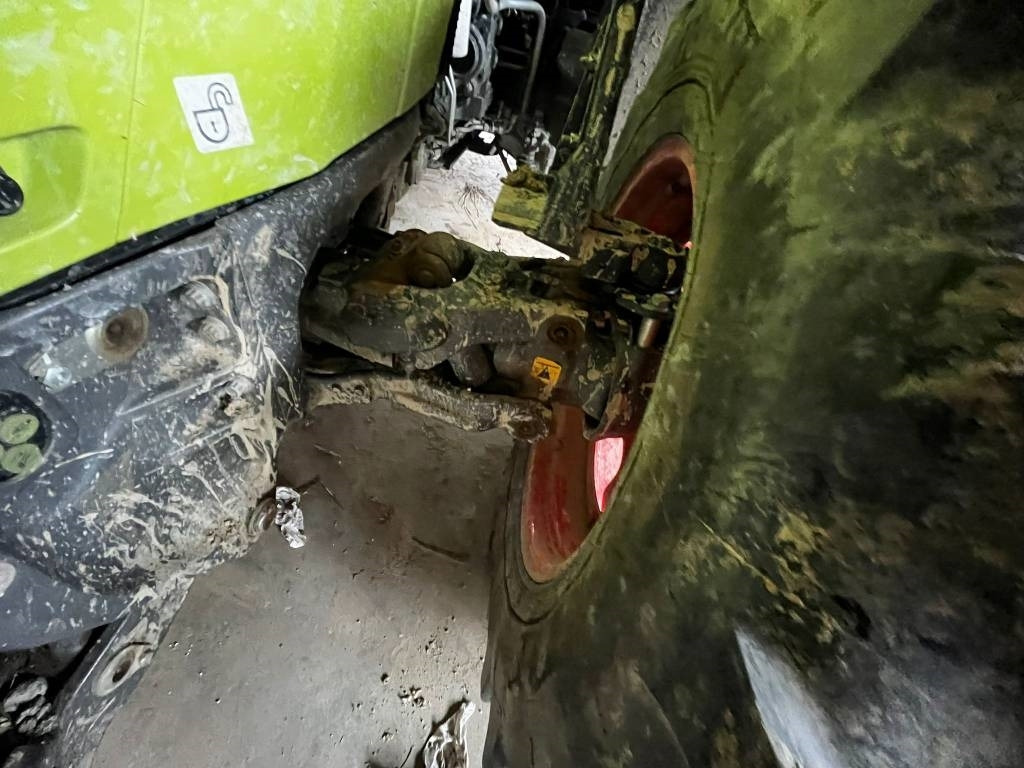 Claas Arion 470 - Traktor: pilt 5 Claas Arion 470 - Traktor: pilt 5