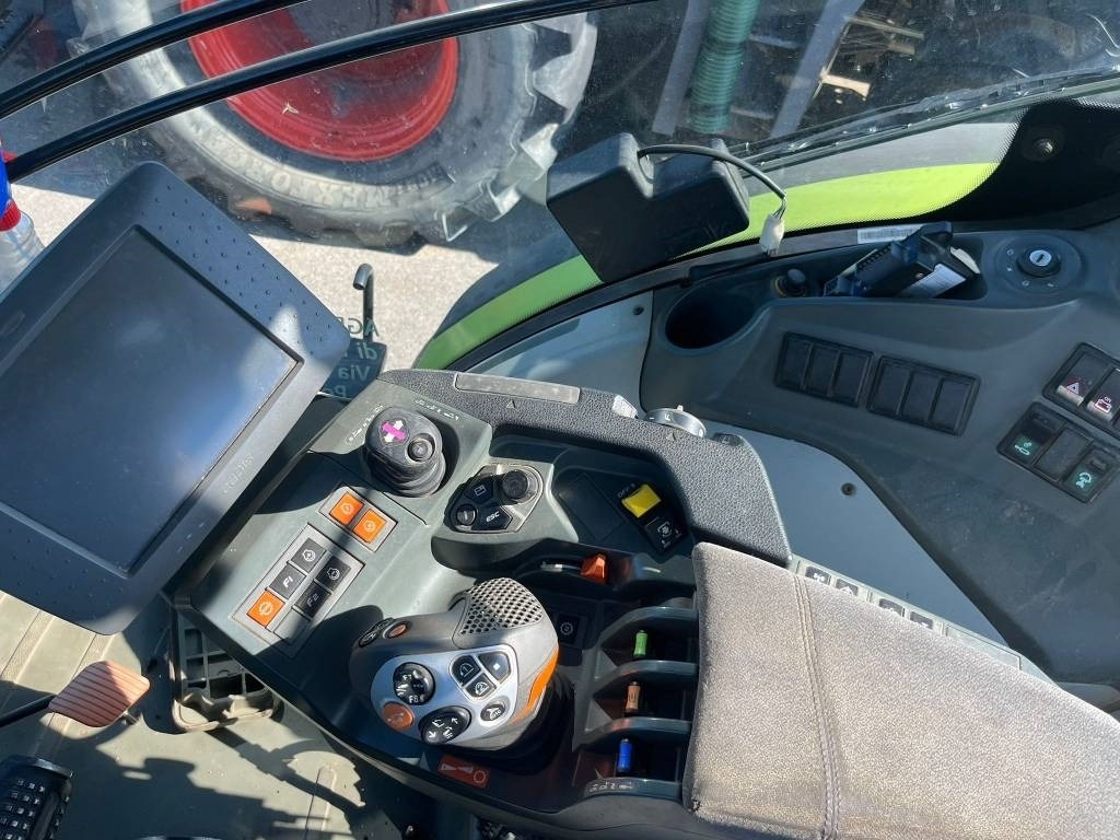 Traktor Claas Axion 830 Cmatic: pilt 14