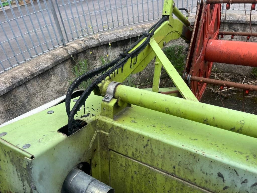 Claas C 600 - Koristusmasina lisad: pilt 4 Claas C 600 - Koristusmasina lisad: pilt 4