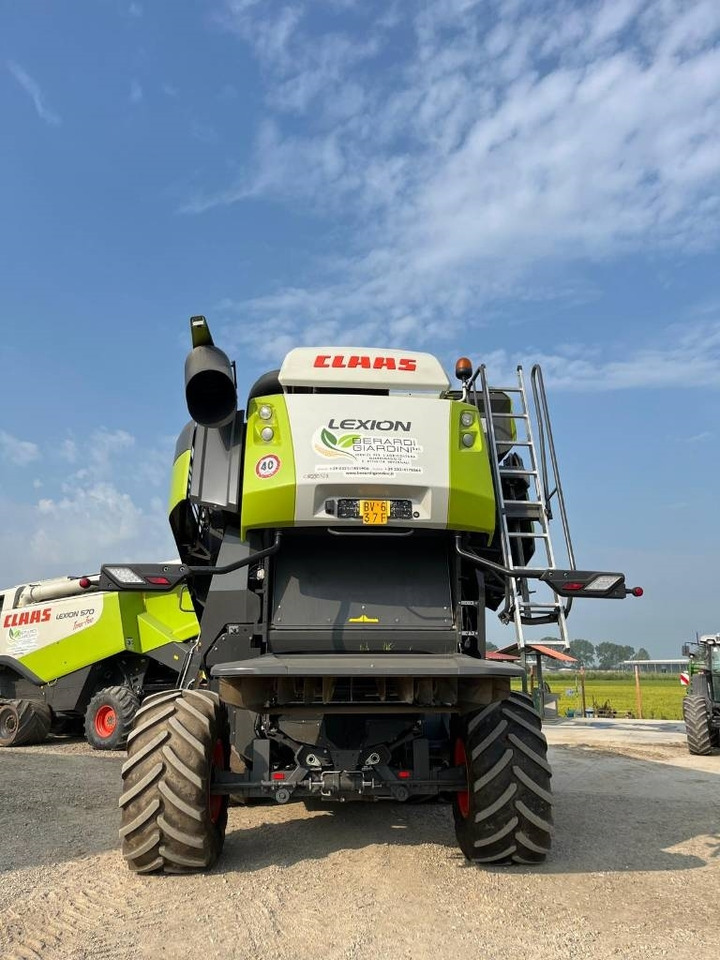 Claas LEXION 7600 TT - Kombain: pilt 3 Claas LEXION 7600 TT - Kombain: pilt 3