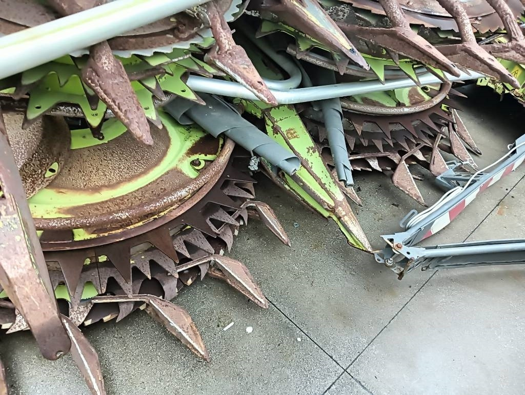 Claas ORBIS 750 - Koristusmasin: pilt 4 Claas ORBIS 750 - Koristusmasin: pilt 4