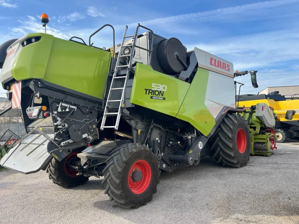 Claas TRION 530 MONTANA - Kombain: pilt 1 Claas TRION 530 MONTANA - Kombain: pilt 1
