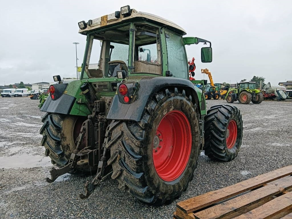 Fendt Farmer 411 Vario - Traktor: pilt 4 Fendt Farmer 411 Vario - Traktor: pilt 4