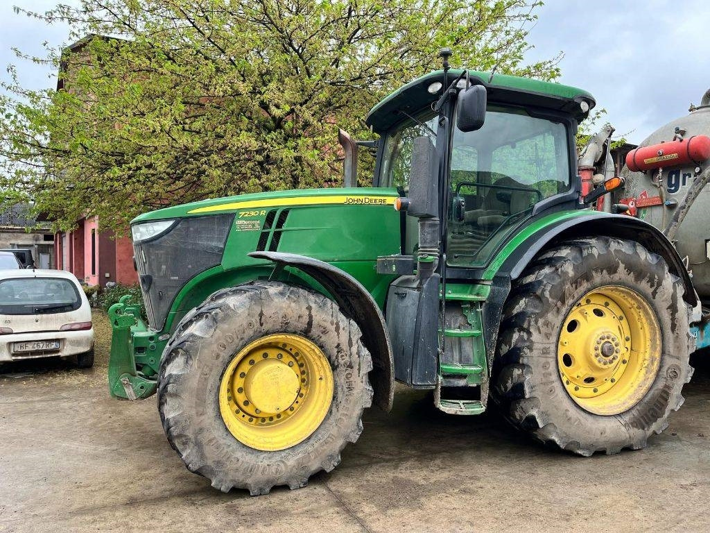 John Deere 7230 R - Traktor: pilt 2 John Deere 7230 R - Traktor: pilt 2