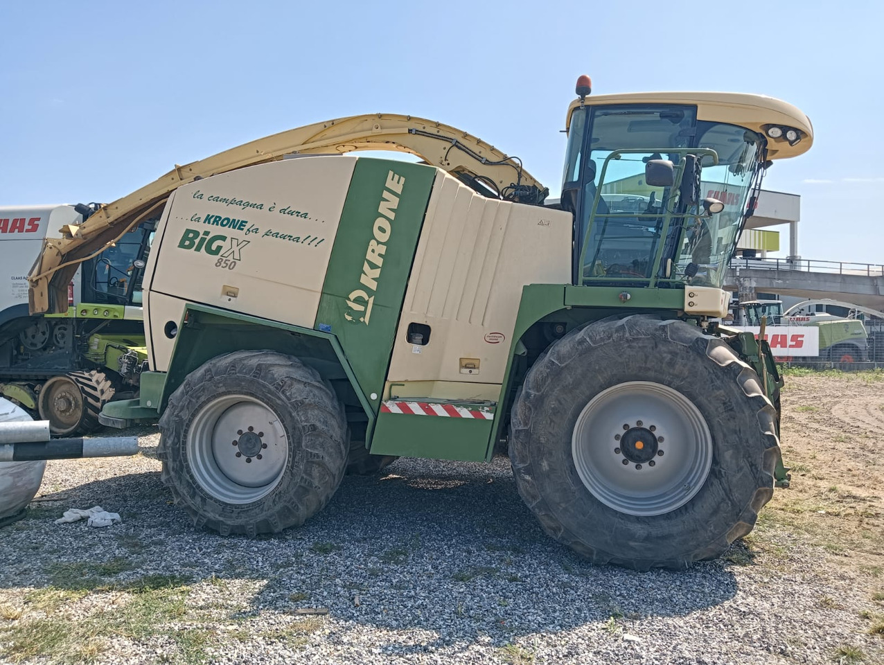 KRONE BIG X 850 - Koristusmasin: pilt 4 KRONE BIG X 850 - Koristusmasin: pilt 4