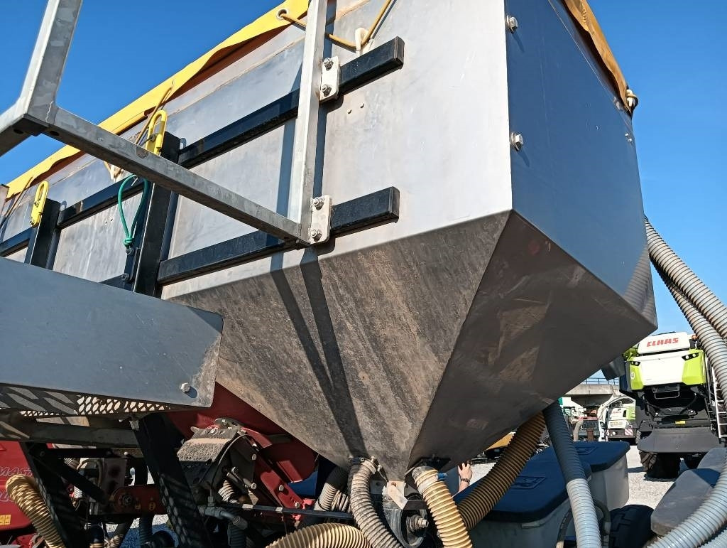 Kinze 3000 - Täppiskülvimasin: pilt 3 Kinze 3000 - Täppiskülvimasin: pilt 3