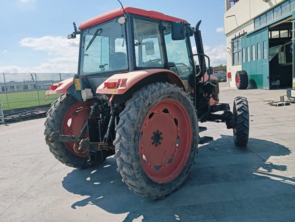 Kubota M 128 X - Traktor: pilt 4 Kubota M 128 X - Traktor: pilt 4