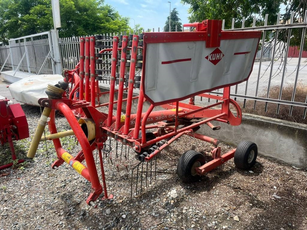 Kuhn GA 3201 G M - Kaarutaja/ Reha: pilt 4 Kuhn GA 3201 G M - Kaarutaja/ Reha: pilt 4