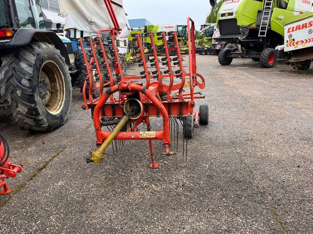 Kuhn GA 4121 G M - Kaarutaja/ Reha: pilt 4 Kuhn GA 4121 G M - Kaarutaja/ Reha: pilt 4