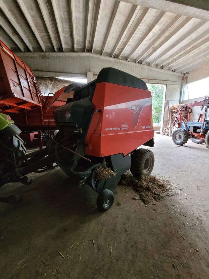 Kuhn VB 2160 - Heinapress, ümmargune: pilt 1 Kuhn VB 2160 - Heinapress, ümmargune: pilt 1
