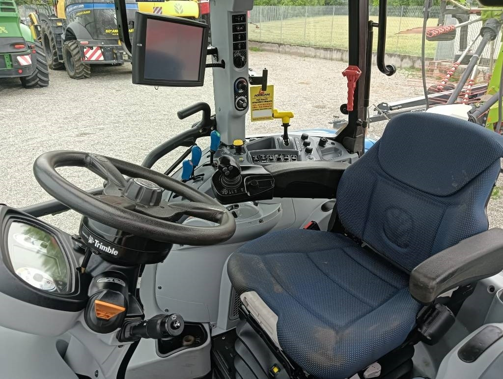 Traktor New Holland T 5.120: pilt 11