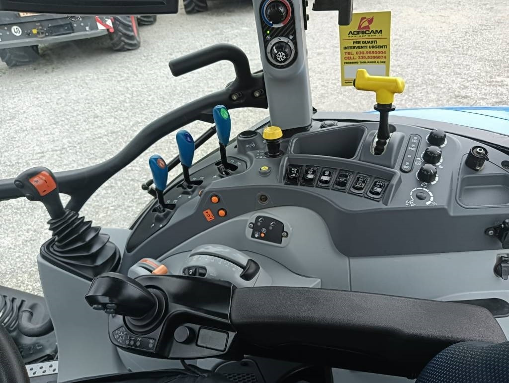 Traktor New Holland T 5.120: pilt 12