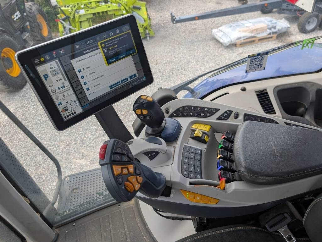 New Holland T 8.380 - Traktor: pilt 4 New Holland T 8.380 - Traktor: pilt 4