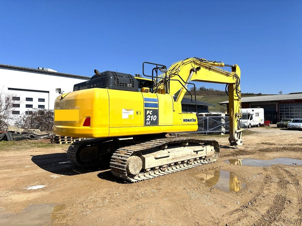 Komatsu PC210LC-11 - Lintekskavaator: pilt 2 Komatsu PC210LC-11 - Lintekskavaator: pilt 2