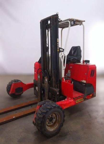 PALFINGER F3-203PX - Veoautol põhinev kahveltõstuk: pilt 1 PALFINGER F3-203PX - Veoautol põhinev kahveltõstuk: pilt 1
