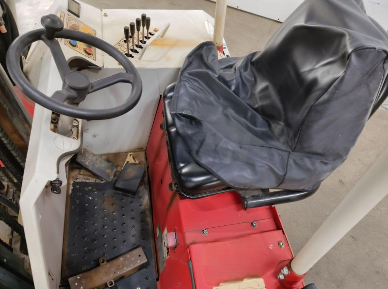 PALFINGER F3-203PX - Veoautol põhinev kahveltõstuk: pilt 3 PALFINGER F3-203PX - Veoautol põhinev kahveltõstuk: pilt 3