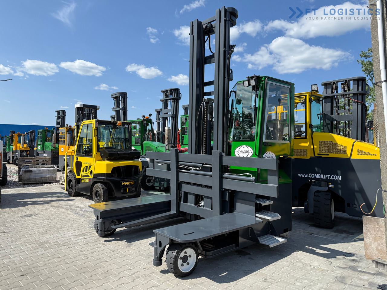 COMBILIFT C5000E / ELECTRIC / TRIPLEX 8300MM / FULL FREE LIFT / WIDE POSITIONER / FORK SIDESHIFT / BATTERY LIKE NEW - 4-suunaline lükandmastiga tõstuk: pilt 1 COMBILIFT C5000E / ELECTRIC / TRIPLEX 8300MM / FULL FREE LIFT / WIDE POSITIONER / FORK SIDESHIFT / BATTERY LIKE NEW - 4-suunaline lükandmastiga tõstuk: pilt 1