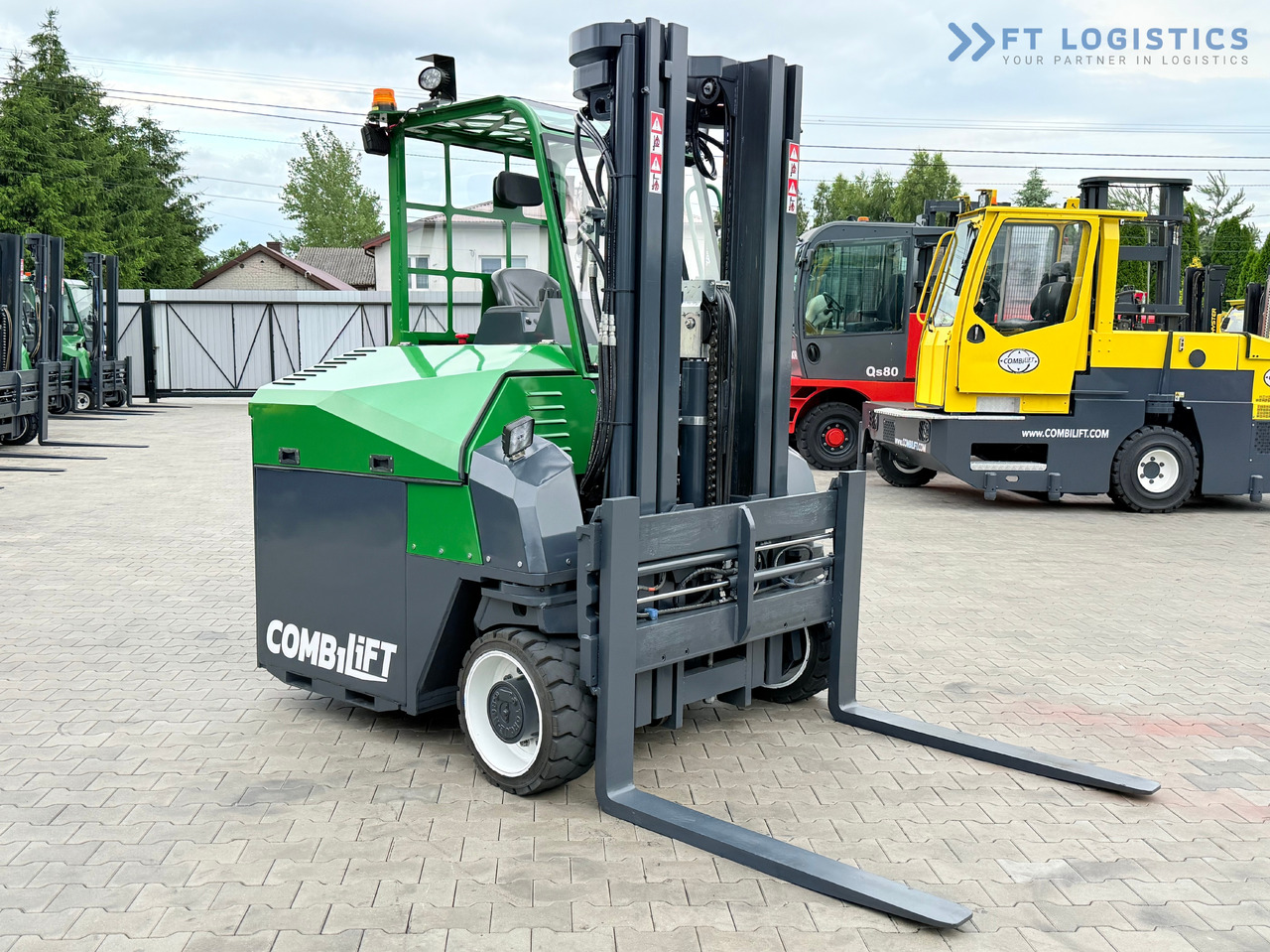 COMBILIFT Combilift CBE4000 / TRIPLEX 5200MM / ELECTRIC / FREE LIFT / FORK POSITIONER / SIDESHIFT / LIKE NEW - 4-suunaline lükandmastiga tõstuk: pilt 2 COMBILIFT Combilift CBE4000 / TRIPLEX 5200MM / ELECTRIC / FREE LIFT / FORK POSITIONER / SIDESHIFT / LIKE NEW - 4-suunaline lükandmastiga tõstuk: pilt 2