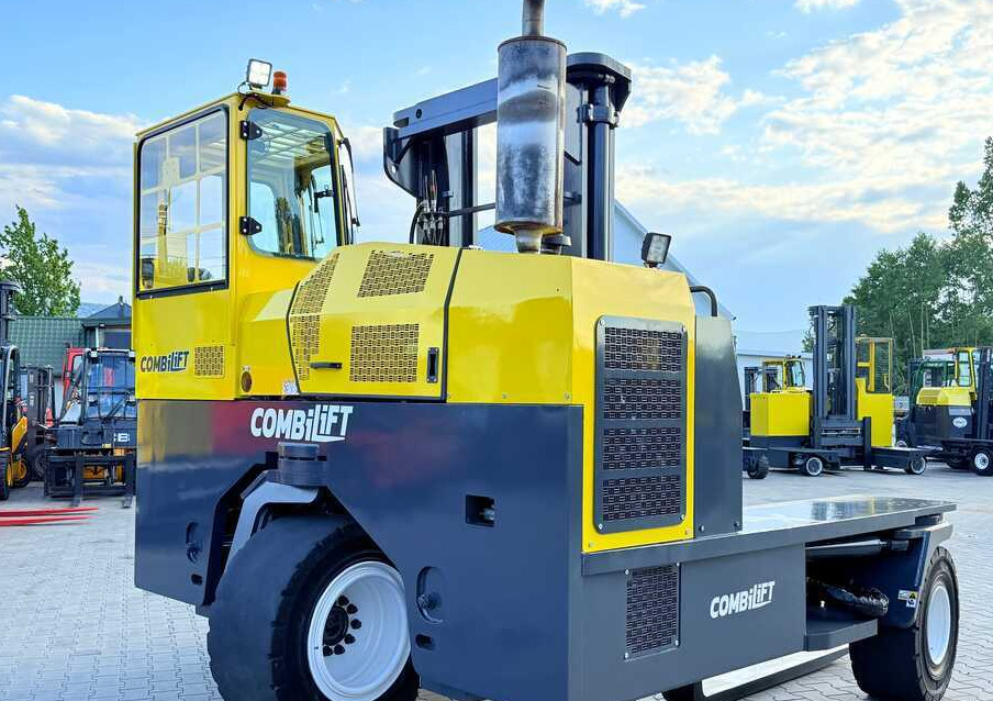 Combilift C14000 / DUPLEX - 3600 / GAS / FREE-LIFT - 4-suunaline lükandmastiga tõstuk: pilt 5 Combilift C14000 / DUPLEX - 3600 / GAS / FREE-LIFT - 4-suunaline lükandmastiga tõstuk: pilt 5