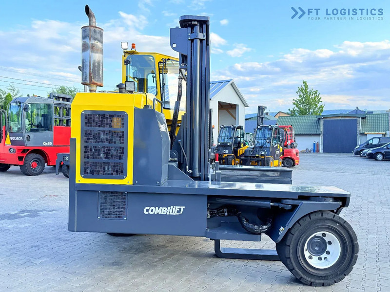 Combilift C14000 / LPG GAS / DUPLEX 3600MM / FREE LIFT / FORK POSITIONER / 1500MM FORKS / LIKE NEW C14000 / LPG GAS / DUPLEX 3600MM / FREE - 4-suunaline lükandmastiga tõstuk: pilt 4 Combilift C14000 / LPG GAS / DUPLEX 3600MM / FREE LIFT / FORK POSITIONER / 1500MM FORKS / LIKE NEW C14000 / LPG GAS / DUPLEX 3600MM / FREE - 4-suunaline lükandmastiga tõstuk: pilt 4