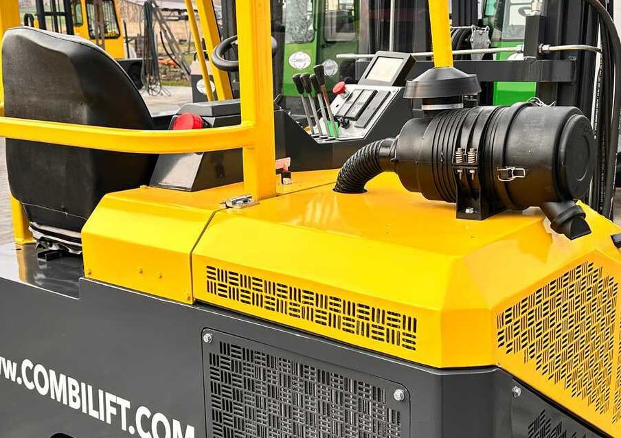 4-suunaline lükandmastiga tõstuk Combilift C2500CB / DUPLEX / 4100MM / DIESEL / FREE LIFT / FORK POSITIONER / SIDE SHIFT / LIKE NEW: pilt 34