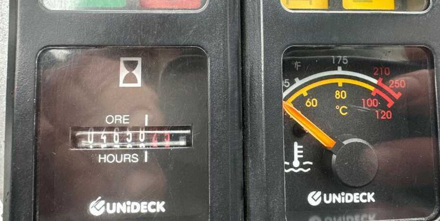 Combilift C2500CB-Triplex 6000mm -Only 4658 hours - 4-suunaline lükandmastiga tõstuk: pilt 4 Combilift C2500CB-Triplex 6000mm -Only 4658 hours - 4-suunaline lükandmastiga tõstuk: pilt 4