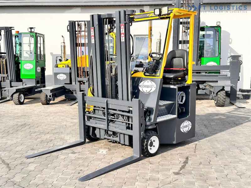 Combilift C3000CB / LPG / TRIPLEX / 4900MM / FREE LIFT / POSITIONER / LIKE NEW C3000CB / LPG / TRIPLEX / 4900MM / FREE LIFT / POSITIONER / - 4-suunaline lükandmastiga tõstuk: pilt 4 Combilift C3000CB / LPG / TRIPLEX / 4900MM / FREE LIFT / POSITIONER / LIKE NEW C3000CB / LPG / TRIPLEX / 4900MM / FREE LIFT / POSITIONER / - 4-suunaline lükandmastiga tõstuk: pilt 4