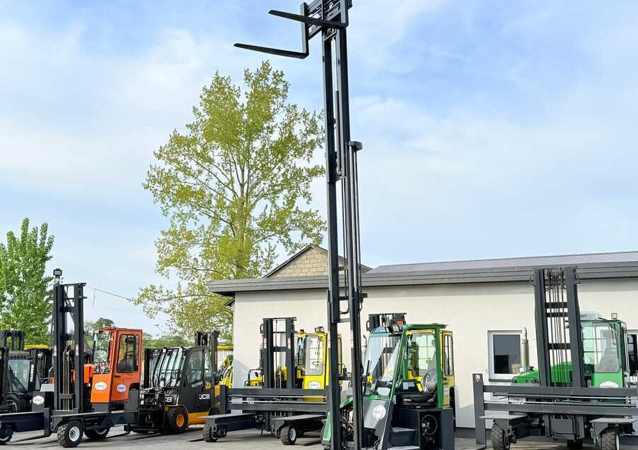 4-suunaline lükandmastiga tõstuk Combilift C3000CB / LPG / TRIPLEX – 6500MM / FREE LIFT / FORK POSITIONER / SIDE SHIFT / EXCELLENT CONDITION: pilt 19