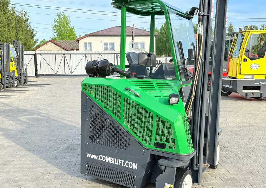 4-suunaline lükandmastiga tõstuk Combilift C3000CB / LPG / TRIPLEX – 6500MM / FREE LIFT / FORK POSITIONER / SIDE SHIFT / EXCELLENT CONDITION: pilt 22