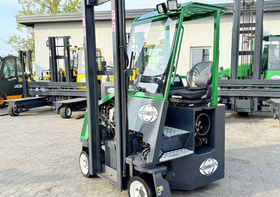 4-suunaline lükandmastiga tõstuk Combilift C3000CB / LPG / TRIPLEX – 6500MM / FREE LIFT / FORK POSITIONER / SIDE SHIFT / EXCELLENT CONDITION: pilt 23