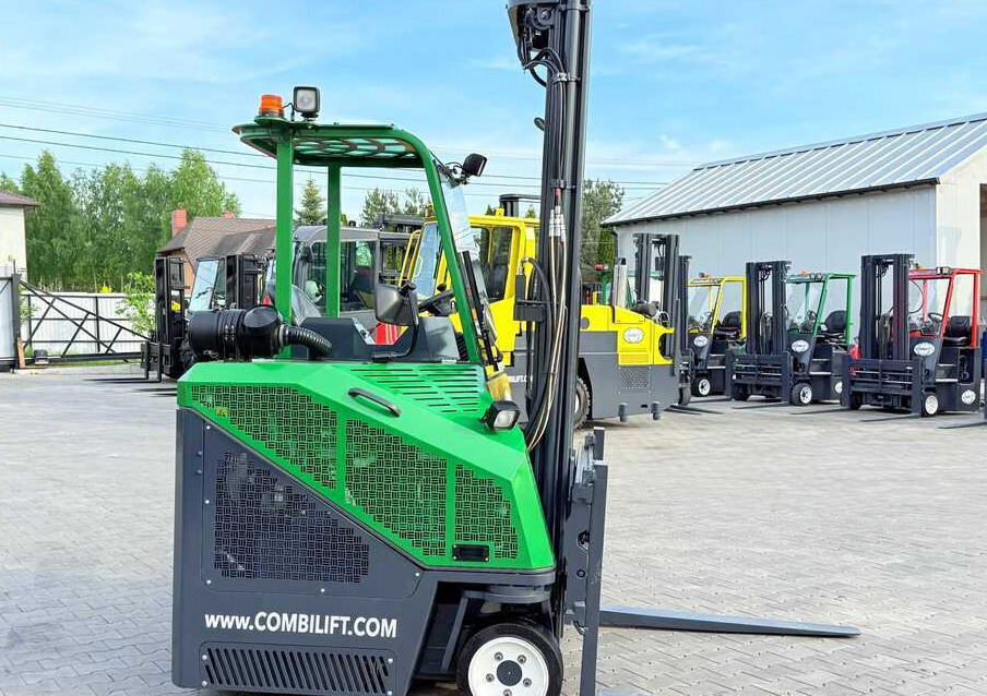 4-suunaline lükandmastiga tõstuk Combilift C3000CB / LPG / TRIPLEX – 6500MM / FREE LIFT / FORK POSITIONER / SIDE SHIFT / EXCELLENT CONDITION: pilt 6