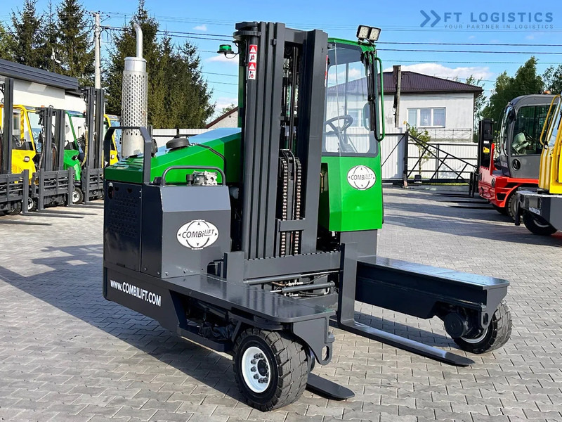 Combilift C4000 / TRIPLEX / 4900MM / LPG / FREE LIFT / FORK SHIFT / LIKE NEW C4000 / TRIPLEX / 4900MM / LPG / FREE LIFT / FORK SHIFT / LIK - 4-suunaline lükandmastiga tõstuk: pilt 4 Combilift C4000 / TRIPLEX / 4900MM / LPG / FREE LIFT / FORK SHIFT / LIKE NEW C4000 / TRIPLEX / 4900MM / LPG / FREE LIFT / FORK SHIFT / LIK - 4-suunaline lükandmastiga tõstuk: pilt 4