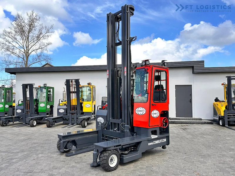 Combilift C4000 / TRIPLEX / 9300MM / FREE LIFT / POSITIONER / LPG / CABIN C4000 / TRIPLEX / 9300MM / FREE LIFT / POSITIONER / LPG / CABIN - 4-suunaline lükandmastiga tõstuk: pilt 2 Combilift C4000 / TRIPLEX / 9300MM / FREE LIFT / POSITIONER / LPG / CABIN C4000 / TRIPLEX / 9300MM / FREE LIFT / POSITIONER / LPG / CABIN - 4-suunaline lükandmastiga tõstuk: pilt 2