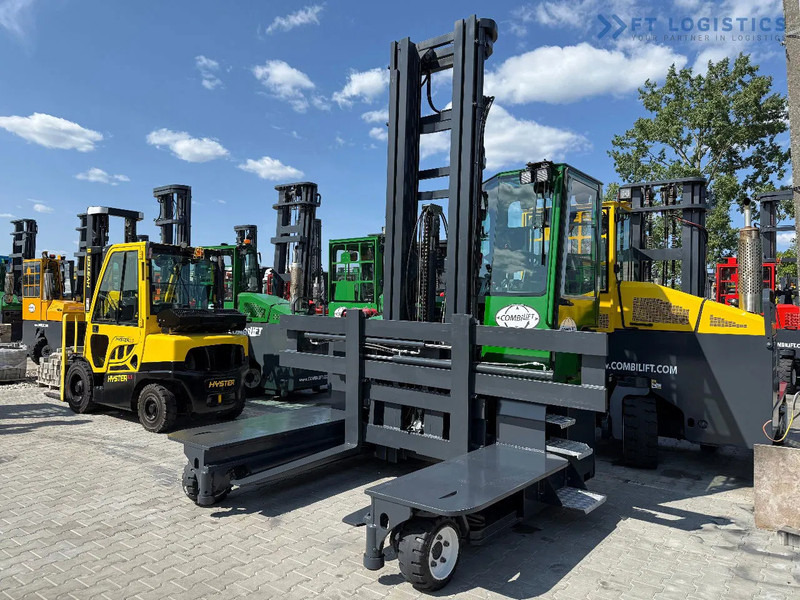 Combilift C5000E / ELECTRIC / TRIPLEX 8300MM / FULL FREE LIFT / WIDE FORK POSITIONER / SIDE SHIFT / BATTERY LIKE NEW C5000E / ELECTRIC / T - 4-suunaline lükandmastiga tõstuk: pilt 2 Combilift C5000E / ELECTRIC / TRIPLEX 8300MM / FULL FREE LIFT / WIDE FORK POSITIONER / SIDE SHIFT / BATTERY LIKE NEW C5000E / ELECTRIC / T - 4-suunaline lükandmastiga tõstuk: pilt 2