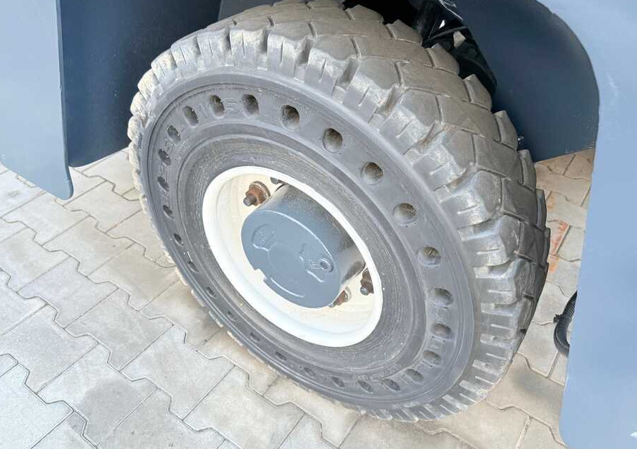 Combilift C5000FSL / 2018 / DIESEL / DUPLEX 4100 / FREE LIFT - Küljelaadur: pilt 4 Combilift C5000FSL / 2018 / DIESEL / DUPLEX 4100 / FREE LIFT - Küljelaadur: pilt 4