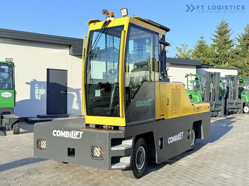 Combilift C5000FSL / DIESEL / DUPLEX - 4000MM / FREE-LIFT / CABIN / A wide range of four-way and side loaders, tailored to diverse needs a - Küljelaadur: pilt 3 Combilift C5000FSL / DIESEL / DUPLEX - 4000MM / FREE-LIFT / CABIN / A wide range of four-way and side loaders, tailored to diverse needs a - Küljelaadur: pilt 3