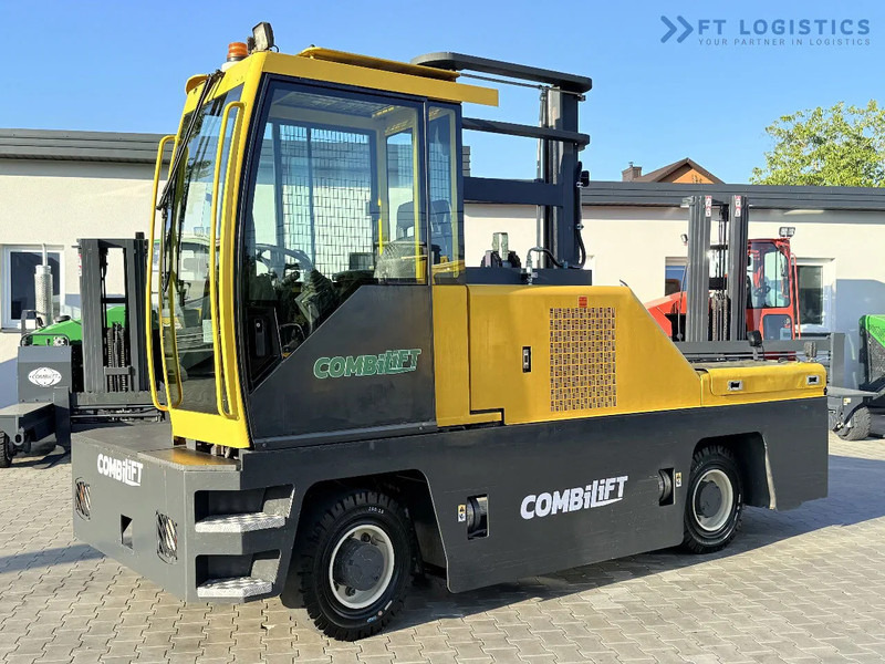 Combilift C5000FSL / DIESEL / DUPLEX - 4000MM / FREE-LIFT / CABIN / A wide range of four-way and side loaders, tailored to diverse needs a - Küljelaadur: pilt 2 Combilift C5000FSL / DIESEL / DUPLEX - 4000MM / FREE-LIFT / CABIN / A wide range of four-way and side loaders, tailored to diverse needs a - Küljelaadur: pilt 2