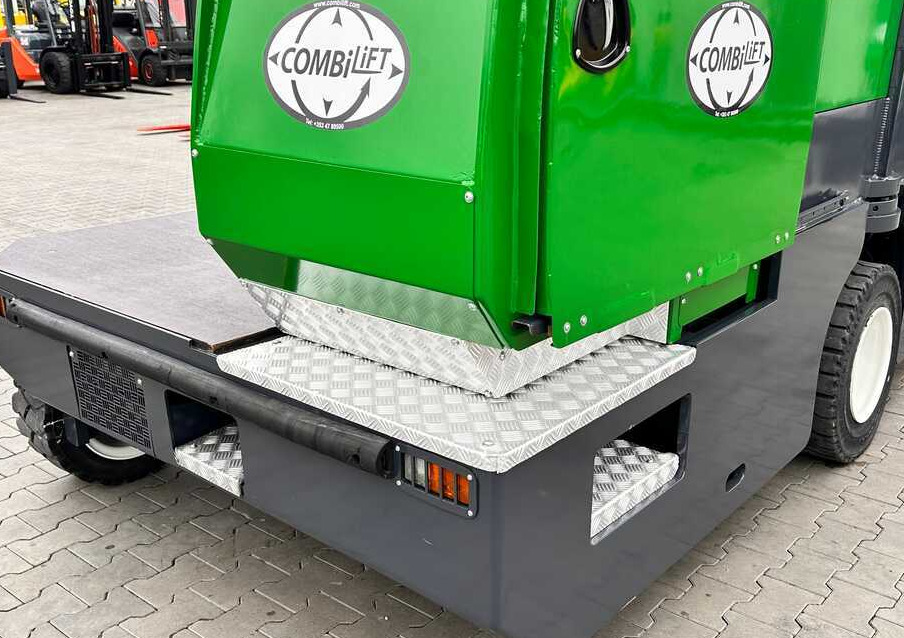 Combilift C5000SL / DIESEL / 4500MM / DUPLEX / CABIN / PLATFORMS / LIKE NEW - Küljelaadur: pilt 4 Combilift C5000SL / DIESEL / 4500MM / DUPLEX / CABIN / PLATFORMS / LIKE NEW - Küljelaadur: pilt 4