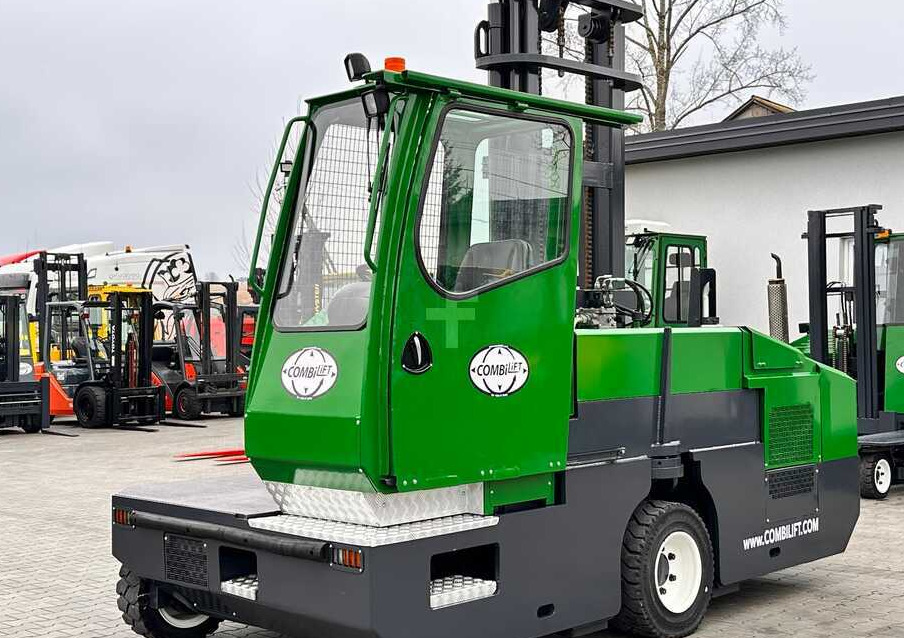 Combilift C5000SL / DIESEL / 4500MM / DUPLEX / CABIN / PLATFORMS / LIKE NEW - Küljelaadur: pilt 2 Combilift C5000SL / DIESEL / 4500MM / DUPLEX / CABIN / PLATFORMS / LIKE NEW - Küljelaadur: pilt 2