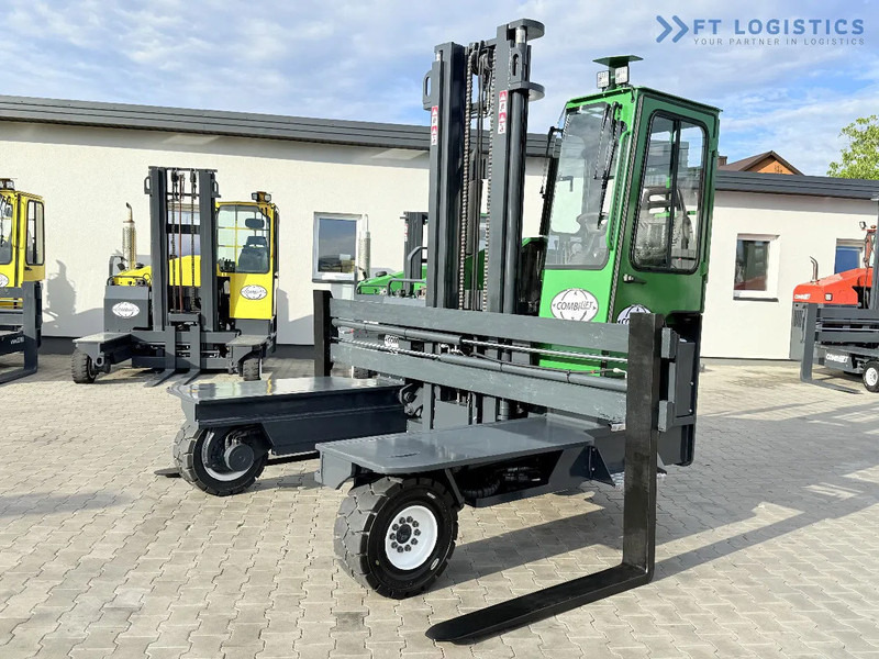 Combilift C5000XL / DIESEL / DUPLEX - 4000MM / WIDE FORK POSITIONER 3350MM / FULL HEATED CABIN / ONLY 6453H / CONDITION - LIKE NEW! C5000X - 4-suunaline lükandmastiga tõstuk: pilt 3 Combilift C5000XL / DIESEL / DUPLEX - 4000MM / WIDE FORK POSITIONER 3350MM / FULL HEATED CABIN / ONLY 6453H / CONDITION - LIKE NEW! C5000X - 4-suunaline lükandmastiga tõstuk: pilt 3