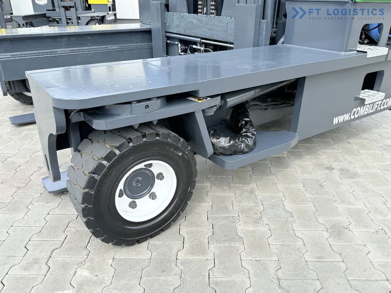 Combilift C8000 / GAS / DUPLEX – 4700MM / FORK POSITIONER / FREE LIFT / FULL HEATED CABIN / ONLY 5141 HOURS / CONDITION – LIKE NEW! C8000 - 4-suunaline lükandmastiga tõstuk: pilt 3 Combilift C8000 / GAS / DUPLEX – 4700MM / FORK POSITIONER / FREE LIFT / FULL HEATED CABIN / ONLY 5141 HOURS / CONDITION – LIKE NEW! C8000 - 4-suunaline lükandmastiga tõstuk: pilt 3