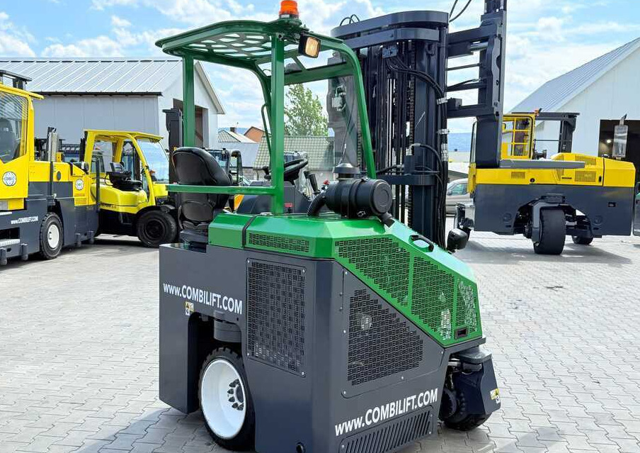 4-suunaline lükandmastiga tõstuk Combilift CB2500 / DIESEL / EXTENDABLE FORKS / TRIPLEX / 5500MM / FREE LIFT / SIDE SHIFT / FORK POSITIONER / LIKE NEW: pilt 25