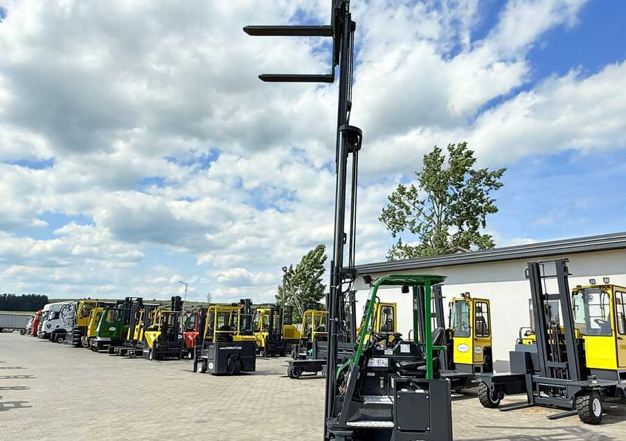 4-suunaline lükandmastiga tõstuk Combilift CB2500 / DIESEL / EXTENDABLE FORKS / TRIPLEX / 5500MM / FREE LIFT / SIDE SHIFT / FORK POSITIONER / LIKE NEW: pilt 29