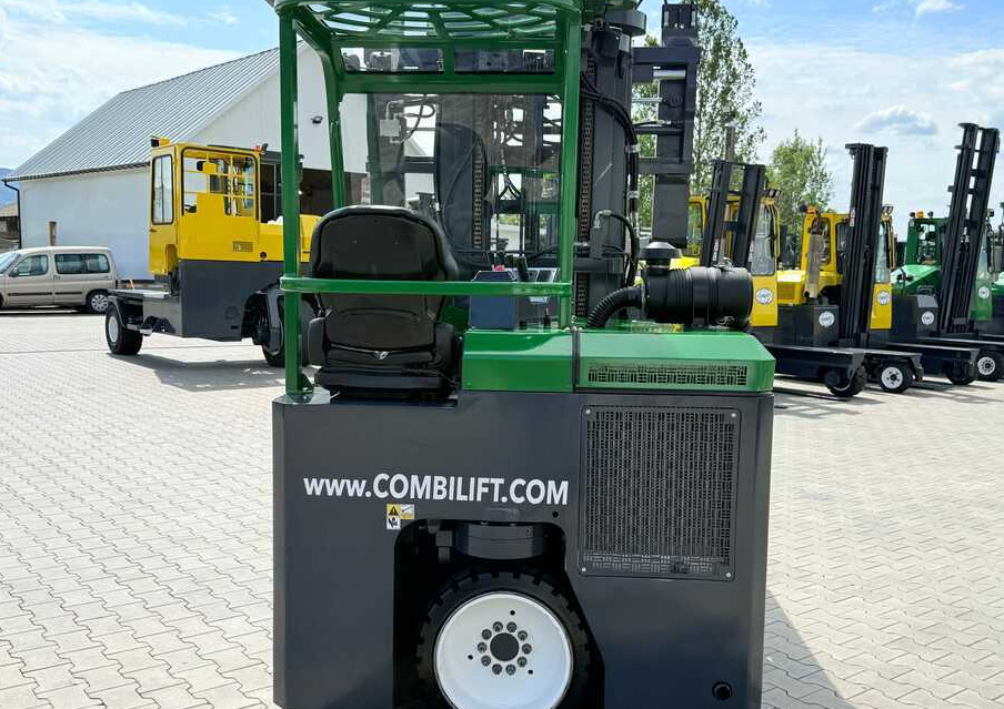 4-suunaline lükandmastiga tõstuk Combilift CB2500 / DIESEL / EXTENDABLE FORKS / TRIPLEX / 5500MM / FREE LIFT / SIDE SHIFT / FORK POSITIONER / LIKE NEW: pilt 26