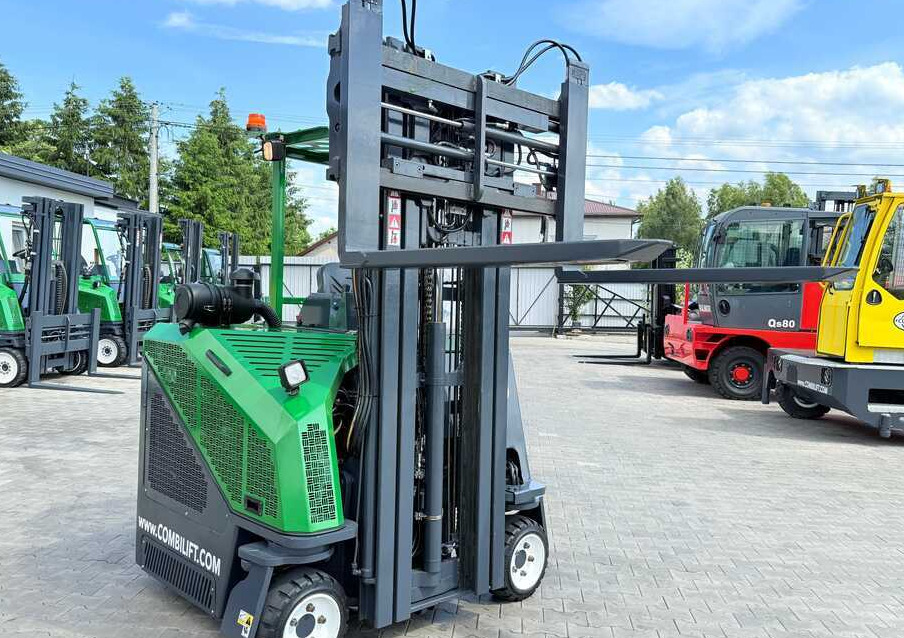 4-suunaline lükandmastiga tõstuk Combilift CB2500 / DIESEL / EXTENDABLE FORKS / TRIPLEX / 5500MM / FREE LIFT / SIDE SHIFT / FORK POSITIONER / LIKE NEW: pilt 23