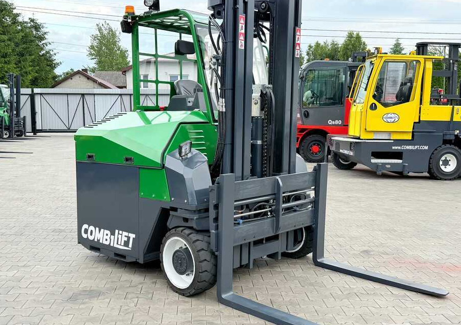 Combilift CBE4000 / TRIPLEX / 5200 / FREE-LIFT - 4-suunaline lükandmastiga tõstuk: pilt 2 Combilift CBE4000 / TRIPLEX / 5200 / FREE-LIFT - 4-suunaline lükandmastiga tõstuk: pilt 2