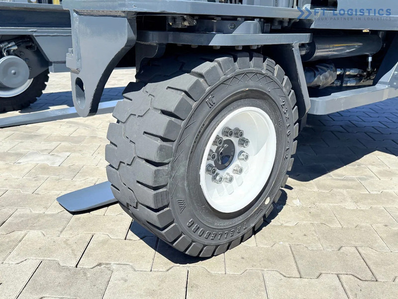 Combilift COMBILIFT C5000XL – DUPLEX 5500mm – Year 2019 – 1929 hours – DIESEL – FORK POSITIONER – SIDESHIFT – 1200MM FORKS – CONDITION 5/5 - 4-suunaline lükandmastiga tõstuk: pilt 3 Combilift COMBILIFT C5000XL – DUPLEX 5500mm – Year 2019 – 1929 hours – DIESEL – FORK POSITIONER – SIDESHIFT – 1200MM FORKS – CONDITION 5/5 - 4-suunaline lükandmastiga tõstuk: pilt 3