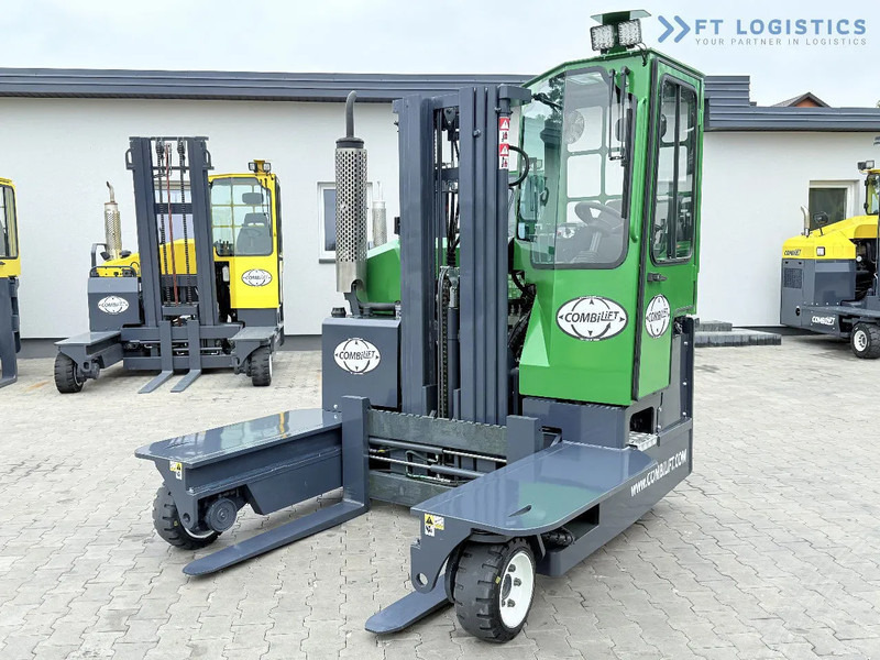 Combilift Combilift C3000 / DIESEL / TRIPLEX 4900MM / FREE LIFT / FORK POSITIONER / HEATING / FULL CABIN / PERFECT CONDITION / Wide range - 4-suunaline lükandmastiga tõstuk: pilt 3 Combilift Combilift C3000 / DIESEL / TRIPLEX 4900MM / FREE LIFT / FORK POSITIONER / HEATING / FULL CABIN / PERFECT CONDITION / Wide range - 4-suunaline lükandmastiga tõstuk: pilt 3