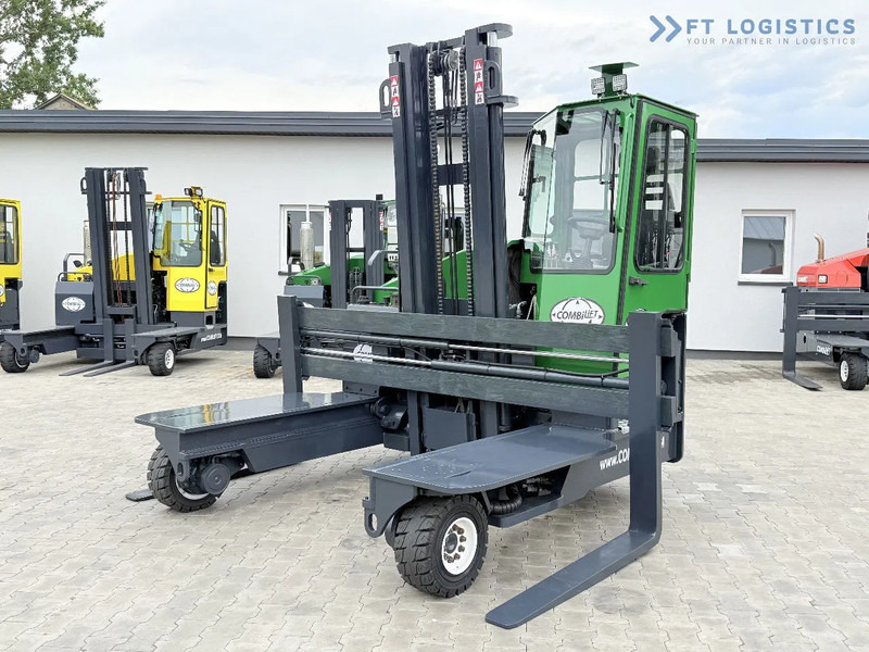 Combilift Combilift C4500 / DIESEL / DUPLEX 4000MM / WIDE FORK POSITIONER / HEATING / FULL CABIN / PERFECT CONDITION / Wide range of four- - 4-suunaline lükandmastiga tõstuk: pilt 3 Combilift Combilift C4500 / DIESEL / DUPLEX 4000MM / WIDE FORK POSITIONER / HEATING / FULL CABIN / PERFECT CONDITION / Wide range of four- - 4-suunaline lükandmastiga tõstuk: pilt 3