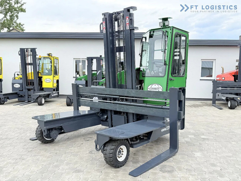 Combilift Combilift C4500 / DIESEL / DUPLEX 4000MM / WIDE FORK POSITIONER / HEATING / FULL CABIN / PERFECT CONDITION / Wide range of four- - 4-suunaline lükandmastiga tõstuk: pilt 1 Combilift Combilift C4500 / DIESEL / DUPLEX 4000MM / WIDE FORK POSITIONER / HEATING / FULL CABIN / PERFECT CONDITION / Wide range of four- - 4-suunaline lükandmastiga tõstuk: pilt 1
